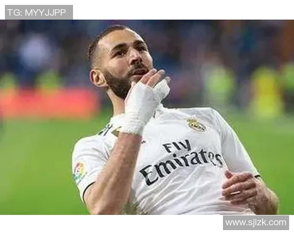 盘点世界足坛著名中锋足球球星及其在球队中的核心作用