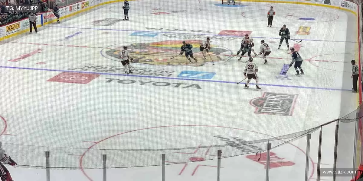 🔥热血赛事,不容错过!🏀 点击预约,见证巅峰时刻!